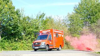 Als neuestes Mitglied im Fuhrpark der Freiwilligen Feuerwehr Lauda-Königshofen wurde nun das Einsatzleitfahrzeug ELW-1 am Standort Lauda in Dienst gestellt.