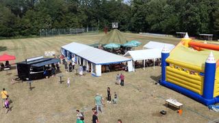 Das zweite Allgenerationenfest in Dörlesberg war gut besucht. Es soll auch zur Realisierung des Allgenerationenplatzes an gleicher Stelle beitragen.