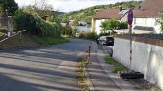 Dauerzustand: Die Schranke in der Nähe der Creglinger Grundschule bleibt dauerhaft geöffnet. Das hat der Gemeinderat am Dienstag einstimmig entschieden.