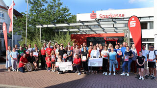 Die glücklichen Gewinner des Sportabzeichen-Wettbewerbs 2023. Die Runde für 2024 läuft seit 1. April.