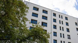 Einige Städte leiden unter einem enormen Wohnungsmangel.