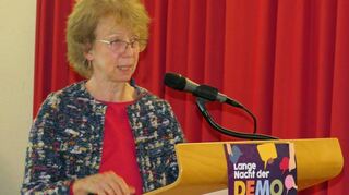 Sehr gefragt war bei der langen Nacht der Demokratie der Vortrag von Bettina Bab zum Frauenwahlrecht.