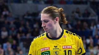 Nationalspieler Juri Knorr von den Rhein-Neckar Löwen sieht die deutschen Handballer nicht als WM-Favoriten.