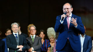 Mannheims Oberbürgermeister Christian Specht bei der Eröffnung der Oper am Luisenpark, Opal.