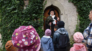 Bei der Kinderstadtführung ging es hoch hinauf auf den Türmersturm.