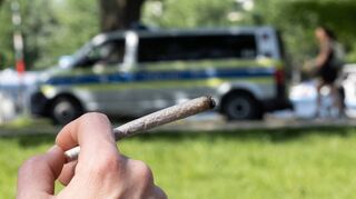 Entgegen anderslautender Meinungen bedeutet die Cannabis-Freigabe am 1. April für die Polizei einen erheblichen Mehraufwand, wie sie selbst mitteilt.