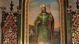 Wenig bekannt ist das neugotische Hochaltarbild von 1859 mit dem Hl. Wolfgang mit Streitaxt in der Wolfgangskapelle. Das Gemälde stammt von dem Bregenzer Maler Liberat Hundertpfund.