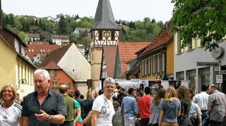 <p>Bestes Wetter hat Niederstetten schon vorbestellt für den 14. April: Schließlich sollen die Besucher das Fest der Generationen beschwingt und heiter feiern.</p>