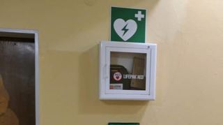 Der Defibrillator (AED) in Grünenwört ist momentan die meiste Zeit nicht öffentlich zugänglich.