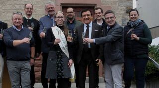Viel Prominenz fand sich zur Eröffnung der 18. Auflage der beliebten Veranstaltung „Beckstein brennt“ ein. Mehrere tausend Besucher kamen.