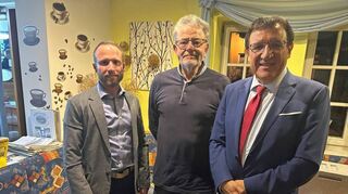 Bei der Mitgliederversammlung der CDU Creglingen wurde Reinhold Gundel (Mitte) zum neuen Vorsitzenden des Stadtverbands gewählt, hier im Bild mit dem neuen stellvertretenden Vorsitzenden Tobias Kreiselmeier (links) und dem CDU-Kreisvorsitzenden Wolfgang Reinhart.