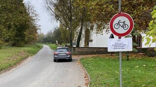 Die Verbotsschilder stehen zwar noch am Radweg zwischen Distelhausen und Lauda, doch nach Angaben von Transnet BW ist die Strecke wieder befahrbar.