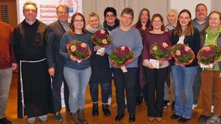 Bei der Mitgliederversammlung der Kirchlichen Sozialstation wurden Mitarbeiter geehrt.