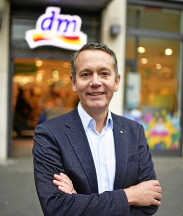 Dm-Chef Christoph Werner kann sich über ein aktuelles Umsatzplus von fast zehn Prozent freuen.