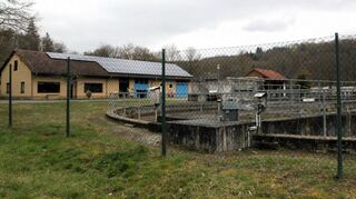 Investitionen in Höhe von 55 000 Euro sind für die Gemeinschaftskläranlage des Zweckverbands Abwasserbeseitigung Wittigbach bei Unterwittighausen im Haushaltsplan 2025 vorgesehen.