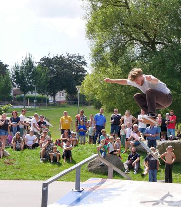 Skater-Wettbewerb Ende Juli im Rahmen des Stadtjubiläums. Die Stadt will die Skateranlage für rund 600 000 Euro erneuern. Dann sollen dort regelmäßig Veranstaltungen stattfinden.