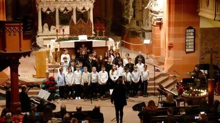 Gelungenes Weihnachtskonzert des Dietrich-Bonhoeffer-Gymnasiums in der Wertheimer Stiftskirche.