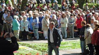 Mittendrin und voll in seinem Element: Für Ralf Marker war die Berichterstattung aus Walldürn (hier der Blutsfeiertag 2014) eine Herzensangelegenheit.