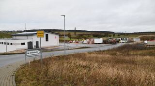 Im Großrinderfelder Gewerbegebiet sollen die Container für die Unterbringung von Geflüchteten aufgestellt werden.