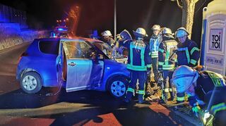 Am Ortseingang Unterbalbach – von Oberbalbach kommend – verunglückte der Kleinwagen mit fünf Personen.