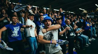 Rund 700 mitgereiste Fans peitschen die Merlins Crailsheim in Göppingen zum zweiten Derbysieg binnen einer Woche gegen Kirchheim. Mit 31 Punkten Unterschied fiel der Erfolg zudem sehr deutlich aus.