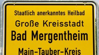 Die klar erkennbare Große-Kreisstadt-„Duftmarke“ findet sich an allen Stadteingängen.