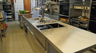 Für seine modernen Profi-Küchen ist Palux in Bad Mergentheim bekannt. Jetzt steckt das Unternehmen in großen Schwierigkeiten.