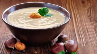Eine Maronensuppe wärmt von innen.