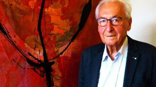 Reinhold A. Barlian ist seit 50 Jahren als Unternehmer aktiv. Ein Credo von ihm ist, junge Menschen in die Selbständigkeit zu begleiten und Innovationen voranzutreiben.