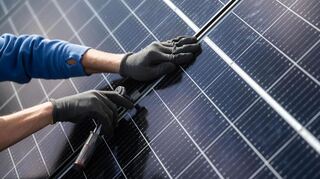 Tauber-Solar übernimmt von Encome Energy Performance Deutschland 150 Wartungs- und Betriebsverträge für 360 PV-Anlagen.