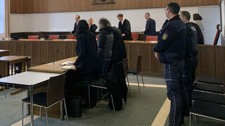 In ein psychiatrisches Krankenhaus wurde ein 44-jähriger Mann aus Tunesien am Freitag vom Landgericht Mosbach eingewiesen. Der psychisch Kranke hatte in Hardheim einen Mann mit einem Messer angegriffen.