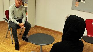 Individuelle Beratungsgespräche sind bei Kindern von suchtkranken Eltern oder Elternteilen besonders wichtig.