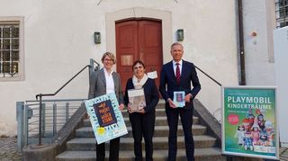 Freuen sich über die guten Zahlen: (von links) Patricia Alberth (Gschäftsführerin der Staatlichen Schlösser und Gärten Baden-Württemberg), Monika Menth (Leiterin der Schlossverwaltung Weikersheim) und Peter Stahnke (Monumentsverwalter Residenzschloss Mergentheim).