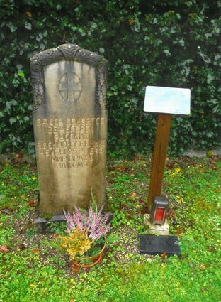 <p>In dem Massengrab in Lauda wurden die beim Luftangriff am 25. März 1945 getöteten russischen Kriegsgefangenen beigesetzt.<br></p>