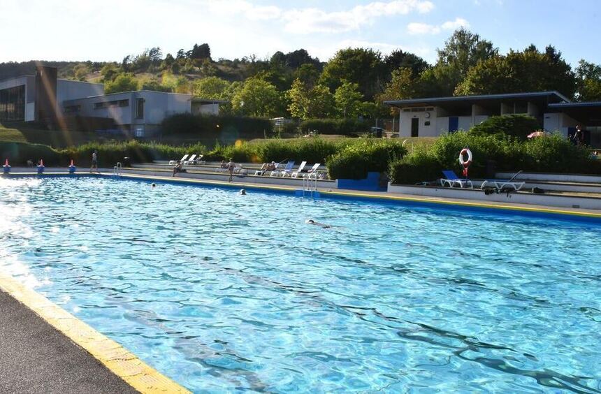 Lauda-Königshofen: Schwimmbad-Besuch wird deutlich teurer