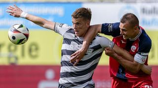 Viel Kampf, kein Ertrag: Unter anderem David Otto (l.) ließ im ersten Durchgang mehrere Chancen auf die Führung für den SV Sandhausen liegen.