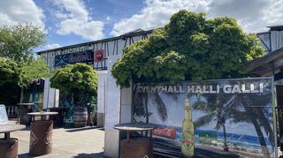 Nachdem in den Social-Media-Kanälen der Diskothek „Halli Galli“ der Stadt beziehungsweise dem Gemeinderat die Schuld für das Aus zugesprochen wurde, bezog Bürgermeister Roland Burger dazu in der Gemeinderatssitzung am Montag Stellung.