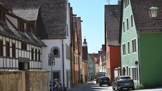 Die Stollengasse ist abseits der Touristenströme einer der nahezu komplett wiederaufgebauten Straßenzüge.