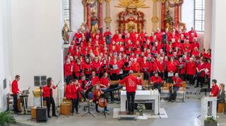 Der Chor „Maranatha“ konzertierte in der Limbacher Pfarrkirche anlässlich des Jubiläums „50 Jahre Limbach“.