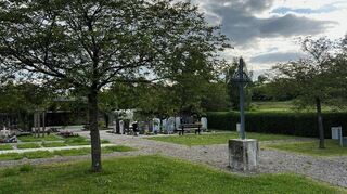 Nach einem jüngst gefassten Beschluss des Gemeinderats richtet die Gemeinde Königheim auch auf den Friedhöfen in den Brehmen (im Bild), Gissigheim und Pülfringen neue Urnensammelgrabstätten ein.