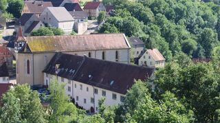 Vor 500 Jahren, in den Wirren des Bauernkriegs im Jahr 1525, wurde auch Kloster Frauental zu einem erheblichen Teil zerstört. Mit dem Tod der letzten Nonnen 22 Jahre später endete die Klosterzeit endgültig.