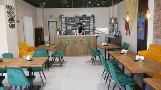 Das neu eröffnete Restaurant „Agora“, direkt neben dem „Kaufland“, hat unter anderem hausgemachte Pasta und Smashed-Burger auf der Speisekarte.