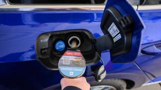 Erste Tankstellen in Deutschland bieten HVO bereits an.