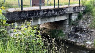 Die momentan eigentlich gesperrte Brücke „Am Hussenbach“ auf Gemarkung Königheim