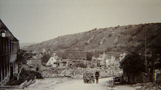 Niederstetten nach der Bombardierung 1945.