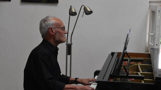 ... und Karl-Heinz Rehfeld (Piano) sorgten für einen wunderbaren Konzertabend in Creglingen.