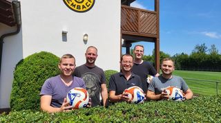 Die Stadtmeisterschaft kann kommen: Die Vorstände Philipp Amend, Matthias Pilsner, Dominik Oberdorf, Manuel Mach und Dirk Schmidt (von links) freuen sich auf die vierte Ausrichtung des Wertheimer Fußball-Großevents.