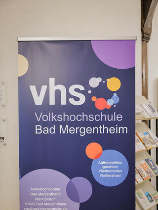 Die VHS verantwortet ein vielfältiges Bildungs- und Gesundheitsprogramm.