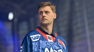 Der Schwede Johan Mattsson bildet in der kommenden Saison mit Maximilian Franzreb das Torhüterduo bei den Adlern Mannheim.