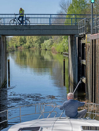 Die Schleuse Neuburg ist eine Herausforderung auf der Elde-Müritz-Wasserstraße.